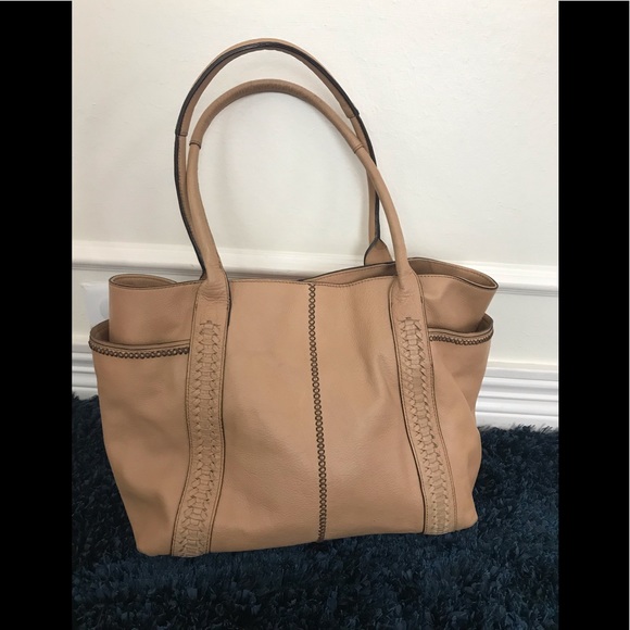 Banana Republic Handbags - Beautiful tan bag